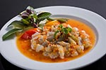 Fresh prawns in chili dip